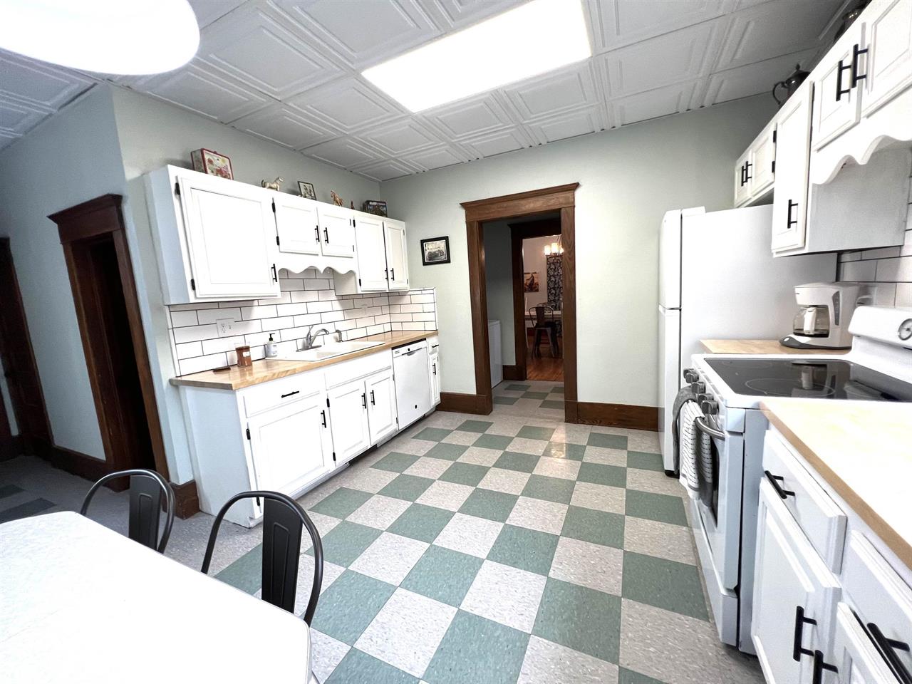 For Sale: 26076  61st Rd, Arkansas City KS